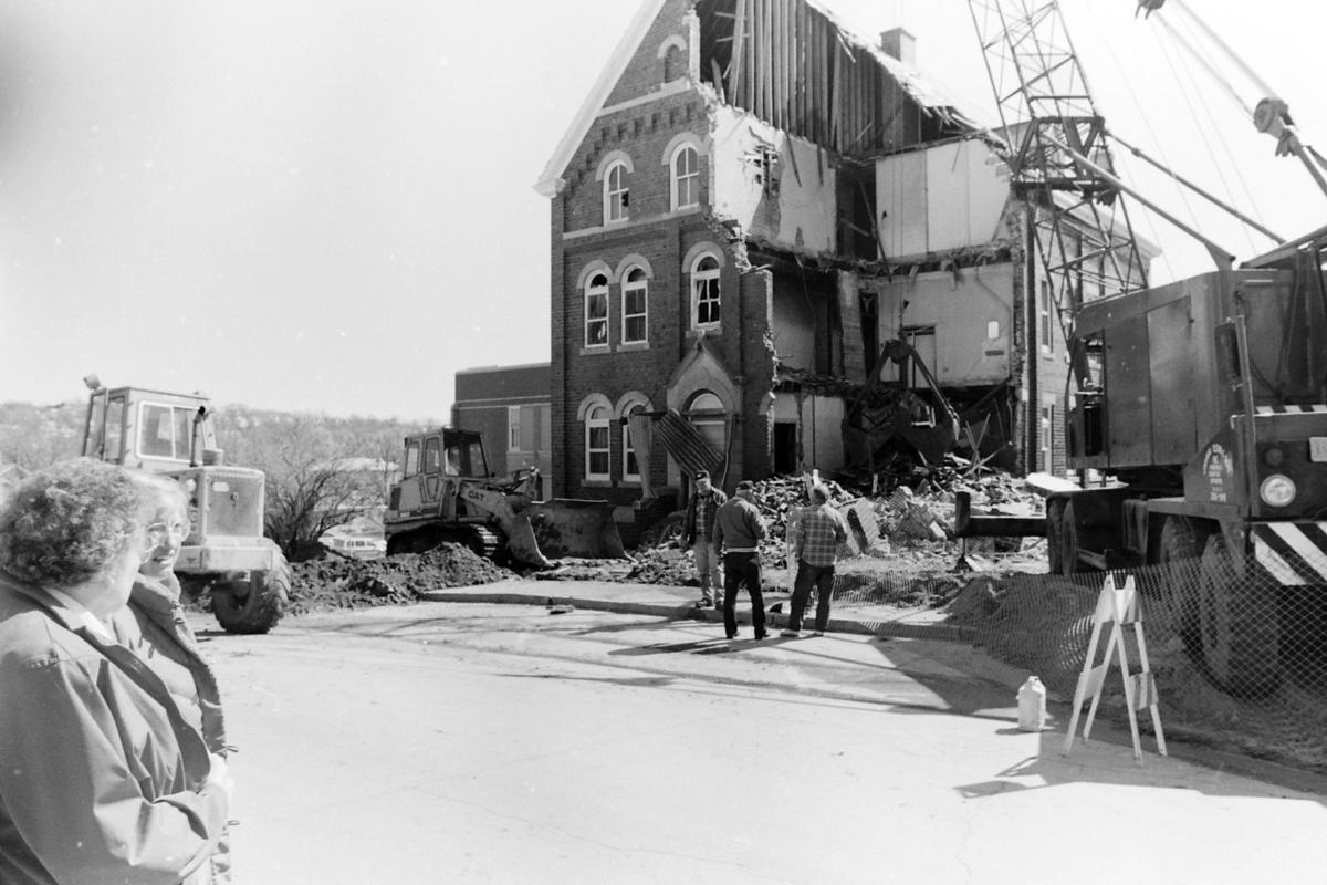 25 Years Ago St. Boniface Convent crumbles under wrecking ball