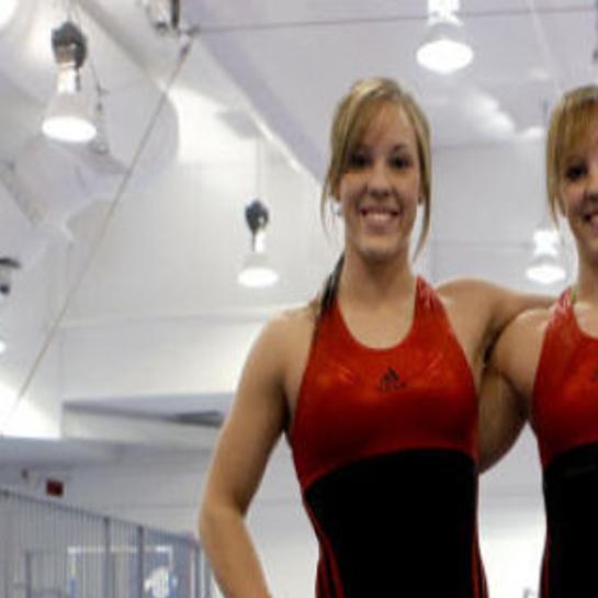 Lauer Twins Enjoying Time Together On Huskers Gymnastics Team College Sports Siouxcityjournal Com