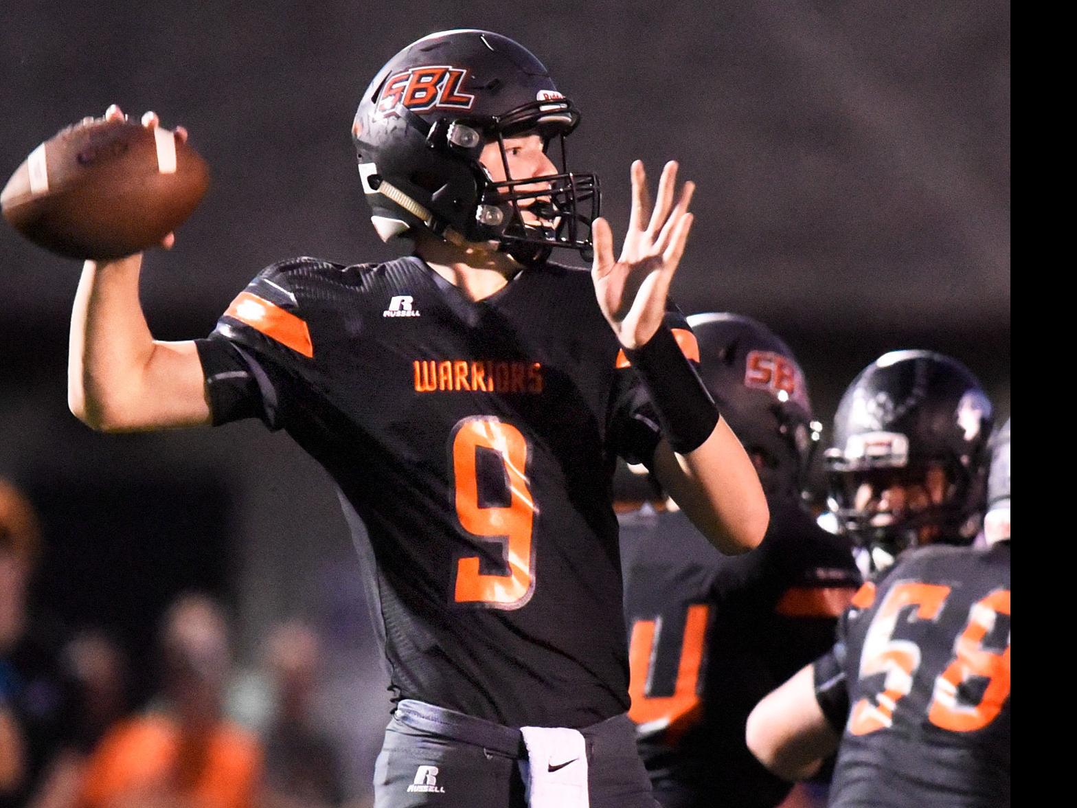 Allspach Iowa Prep Quarterbacks Measuring Up Columnists Steve