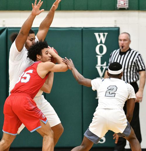 Sioux City West vs Sioux Falls Lincoln boys basketball