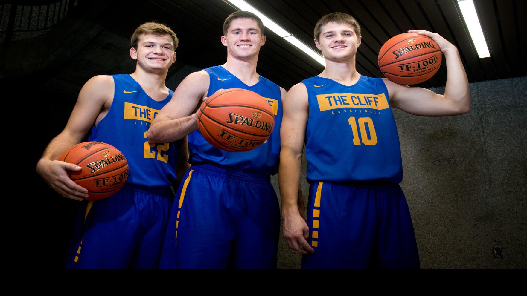 Briar Cliff Men S Basketball Learns How To Play Without Wolfe