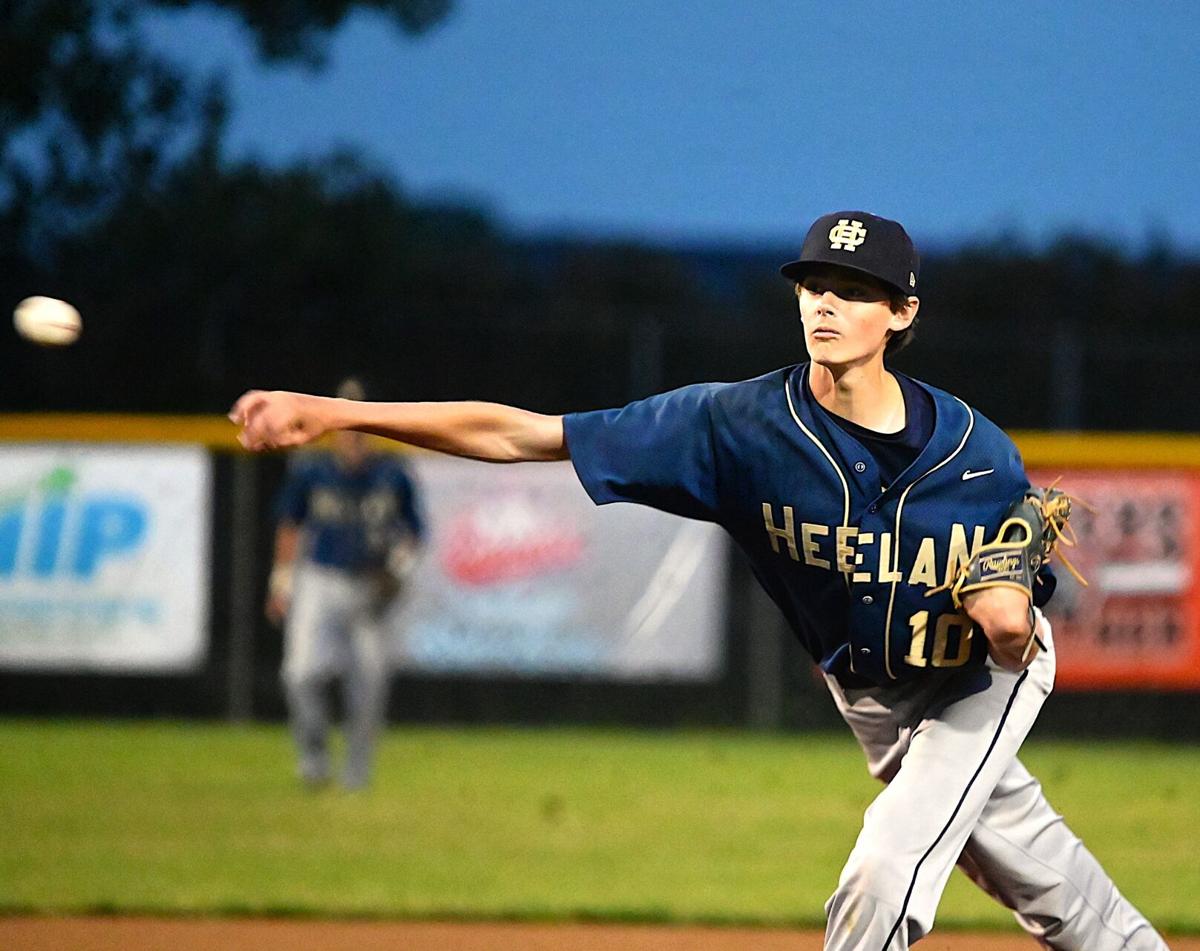 Sioux City East, Bishop Heelan split baseball doubleheader