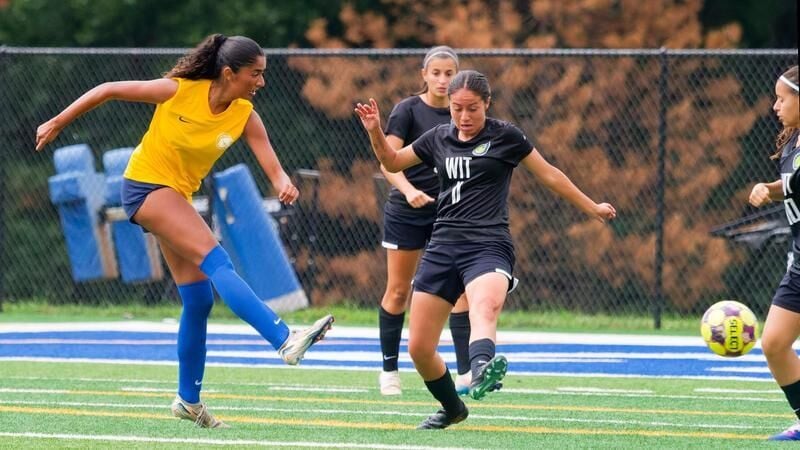 WOMEN'S SOCCER SHUTS OUT SPIRES