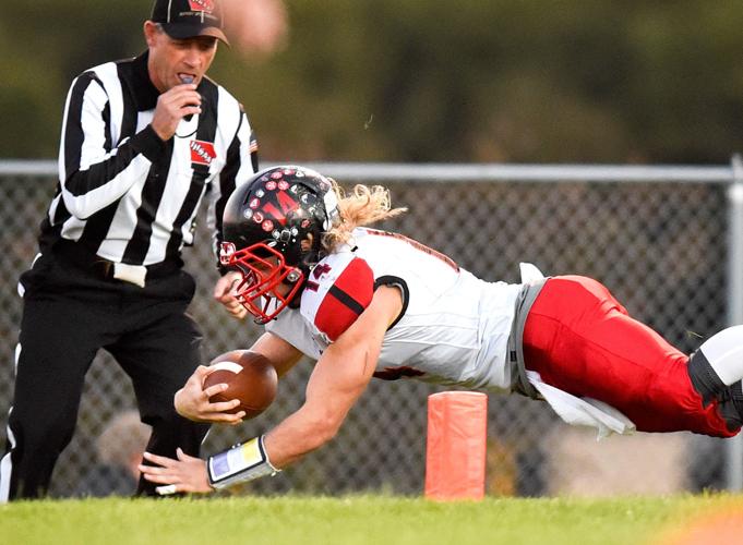 Hinton holds off Westerners