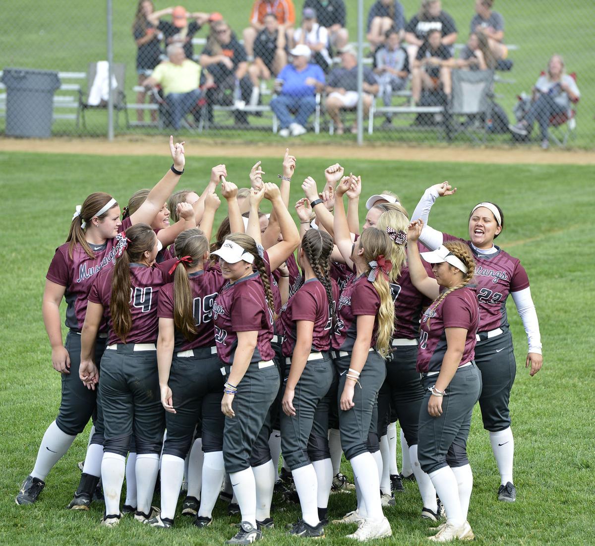 Photos Morningside vs Webber International NAIA World Series softball