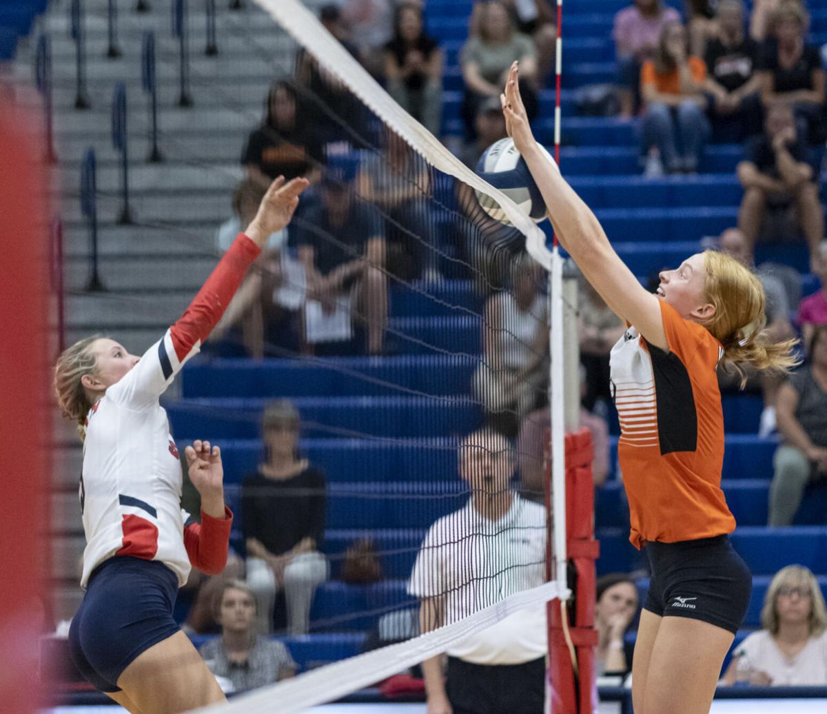Sergeant Bluff-Luton vs North volleyball