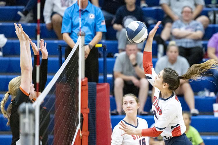PREP ROUNDUP Sioux City East volleyball sweeps North to stay unbeaten