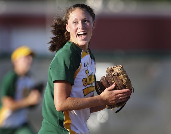 Gehlen stuns No. 1 Akron-Westfield