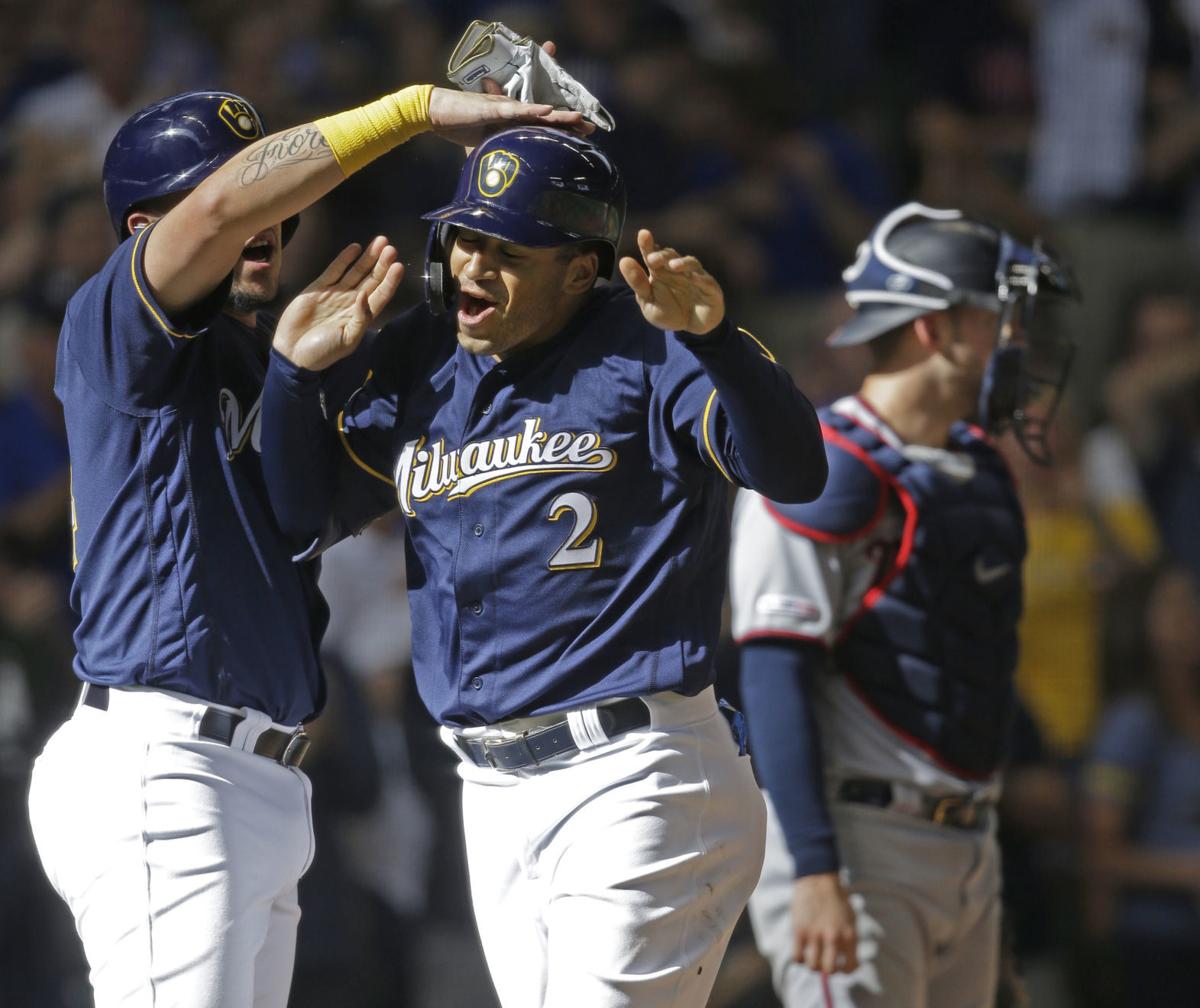 Twins Brewers Baseball