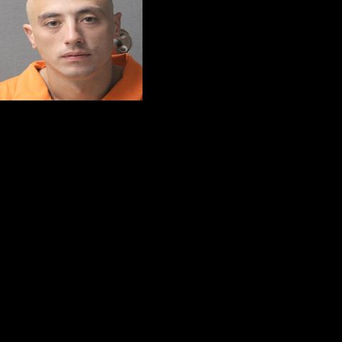 Sioux City man charged with assault on officer after throwing bottles ...