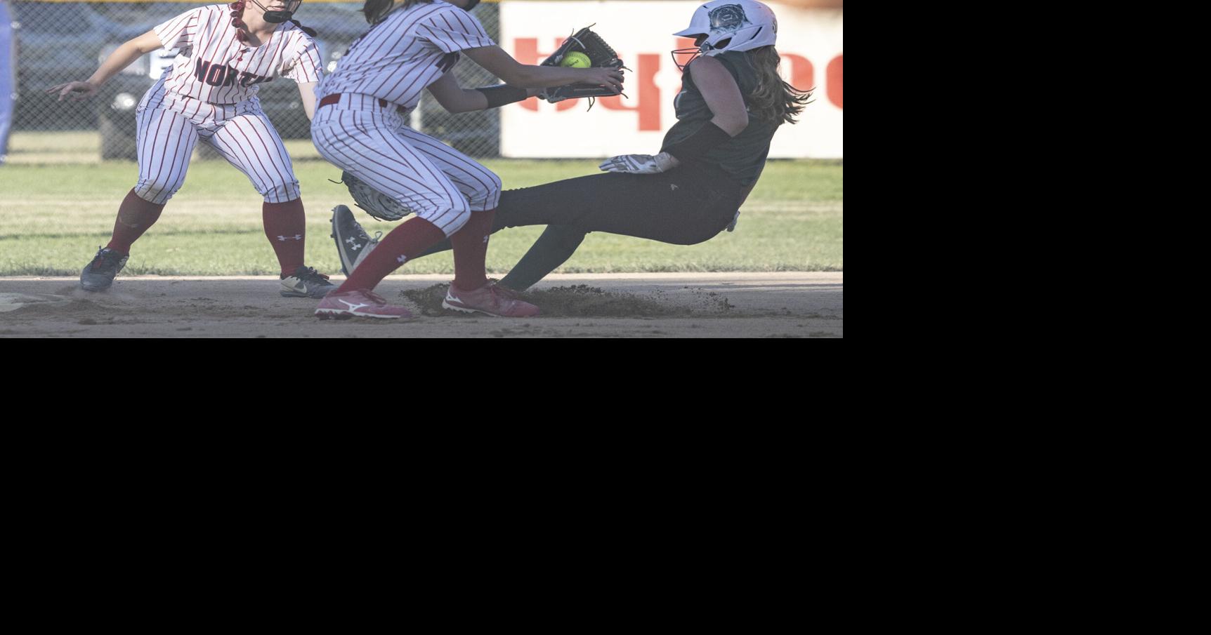 Sioux City North softball defeats Sioux City West in Class 5A playoffs