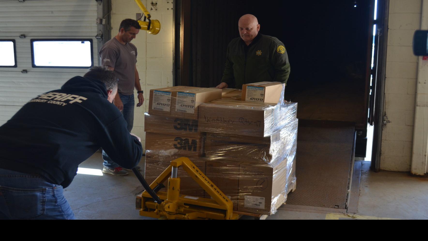 Iowa National Guard Delivers Supply Of Personal Protective