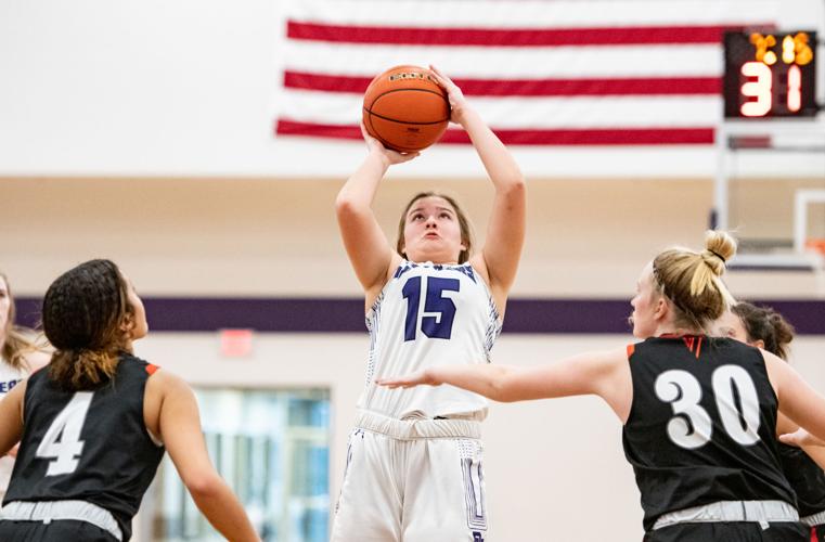 Unbeaten clips Dakota Valley girls