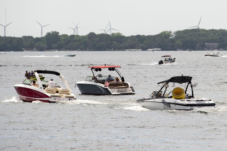 Boating in Okoboji