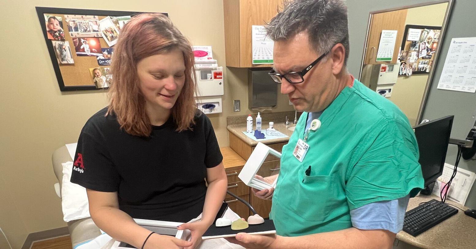 Omaha OB/GYN studies 3D models' effect on expectant parents - Vimarsana News