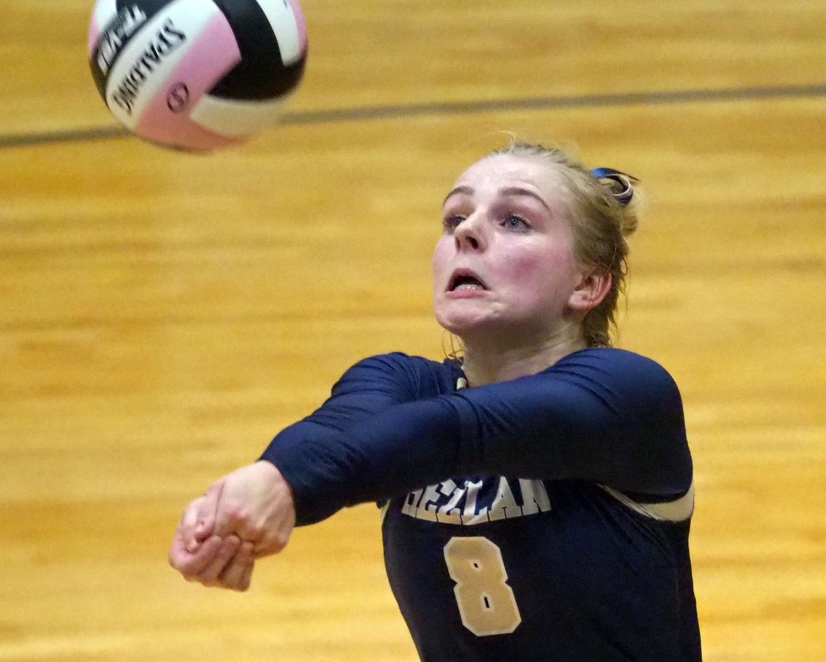 Council Bluffs Thomas Jefferson at Heelan volleyball