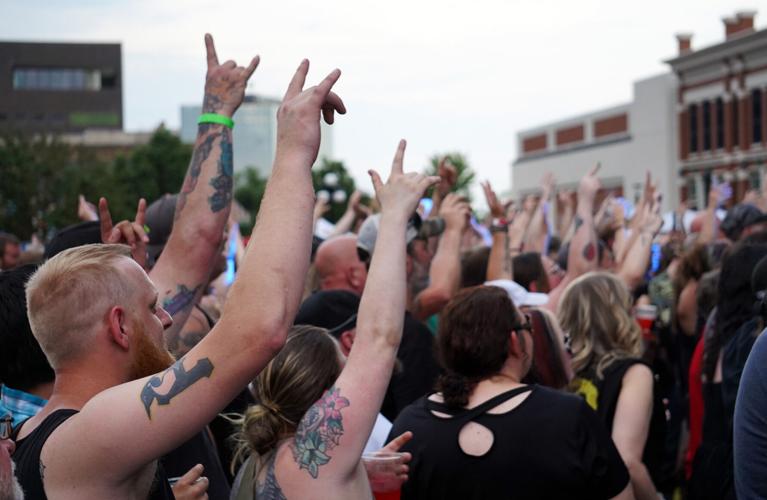 Rain stops Theory of a Deadman concert four songs in