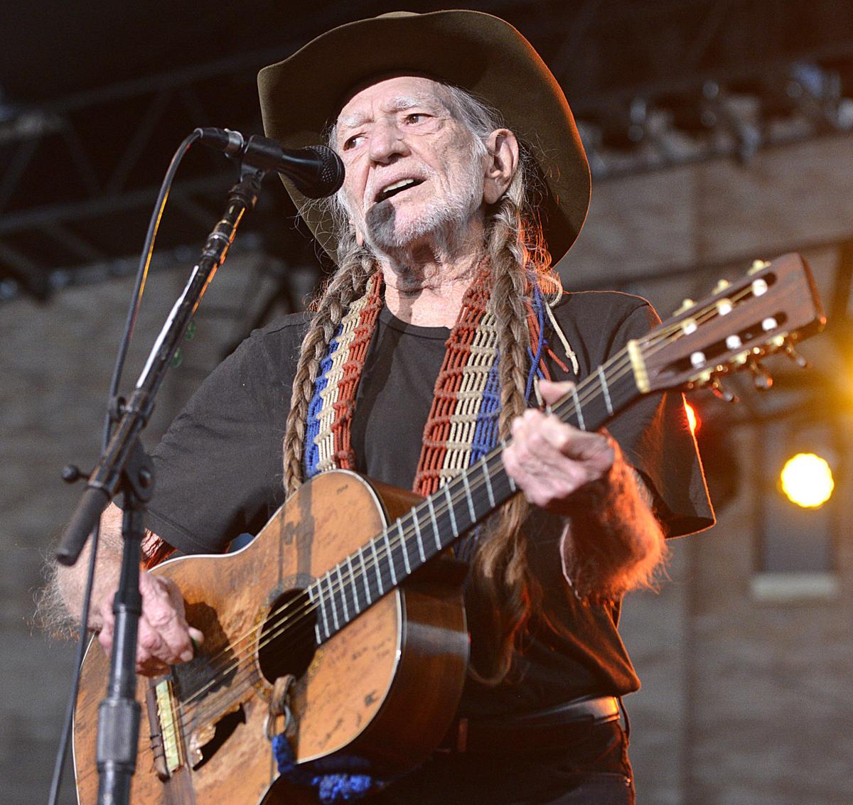 Photos: Willie Nelson concert | Music | siouxcityjournal.com