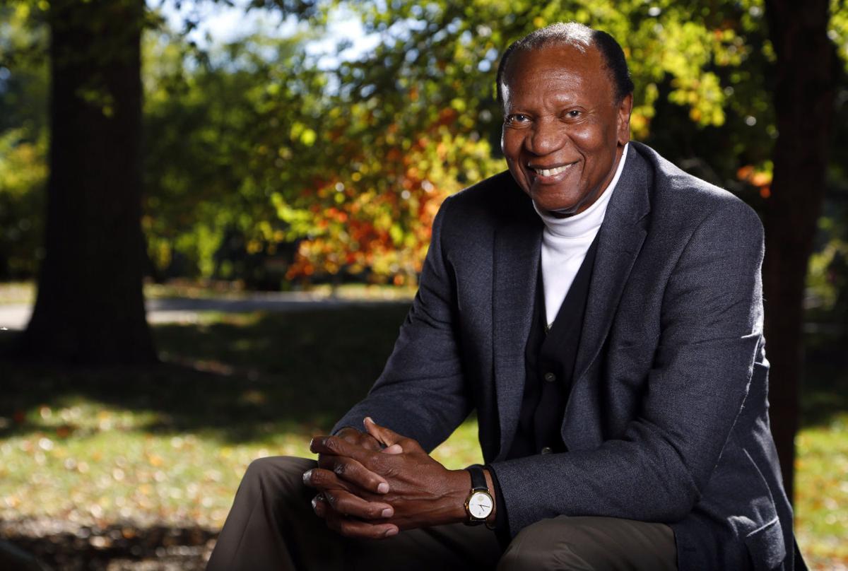Iowa opera singer Simon Estes performs Saturday at Orpheum Arts and