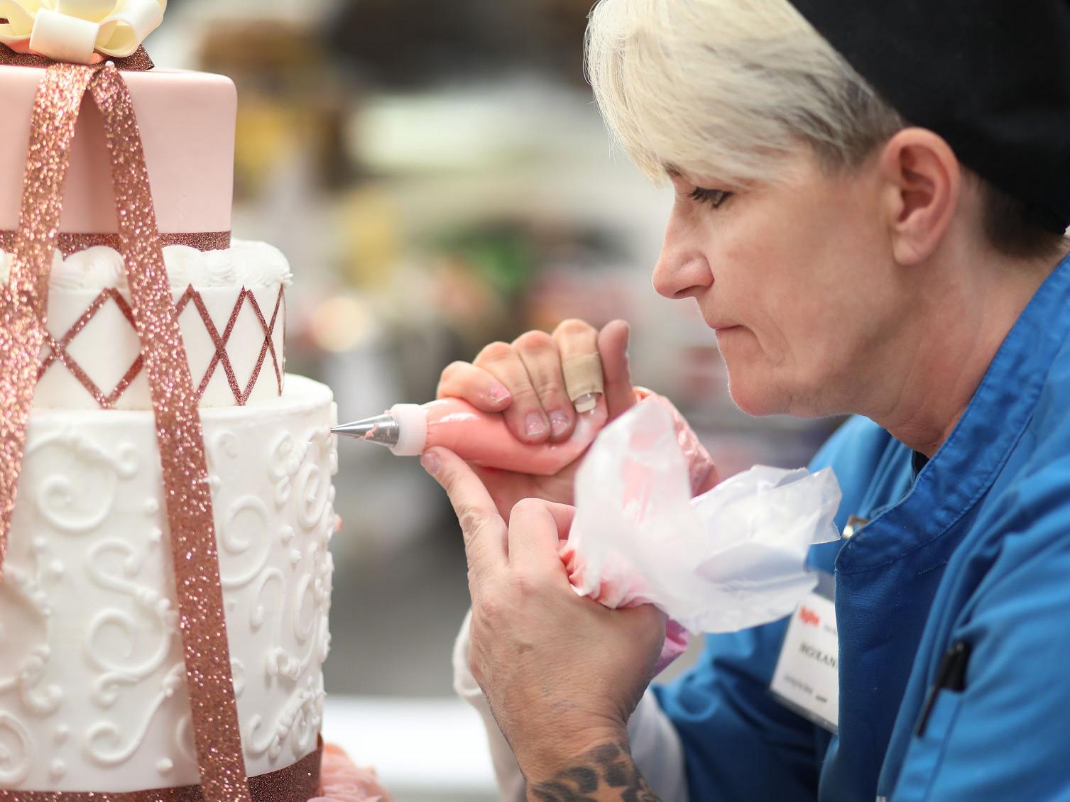 Sugar Arts Designer Cake Decorator Pushes Her Confectionery