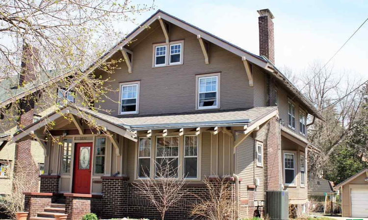 3232 Jackson St, Sioux City - $179,000
