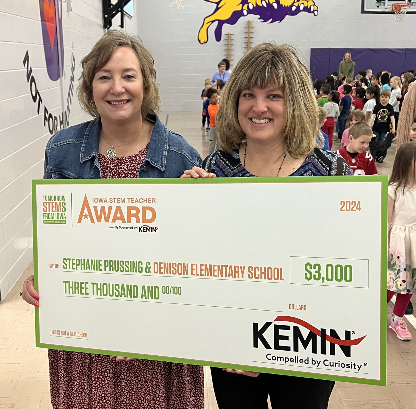 Denison teacher wins $3,000 state award - Vimarsana News