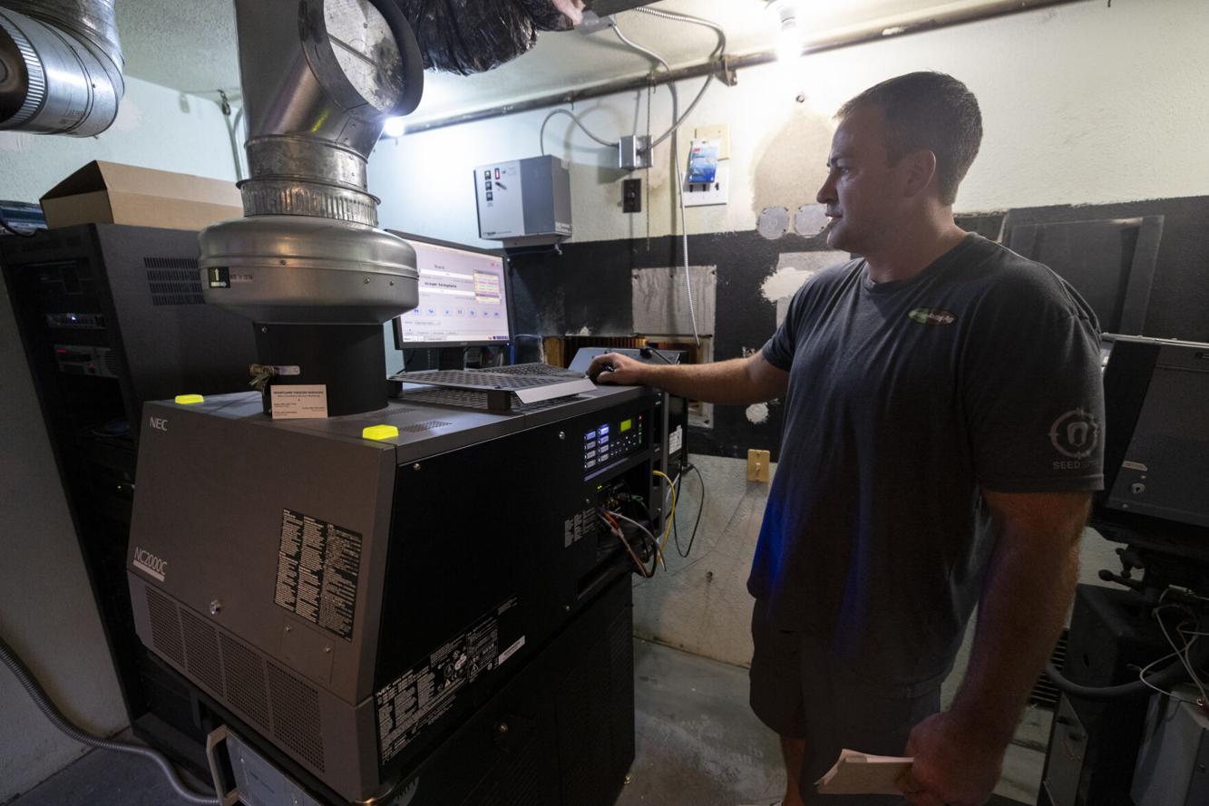 Onawa's Iowa Theater is back after several years away