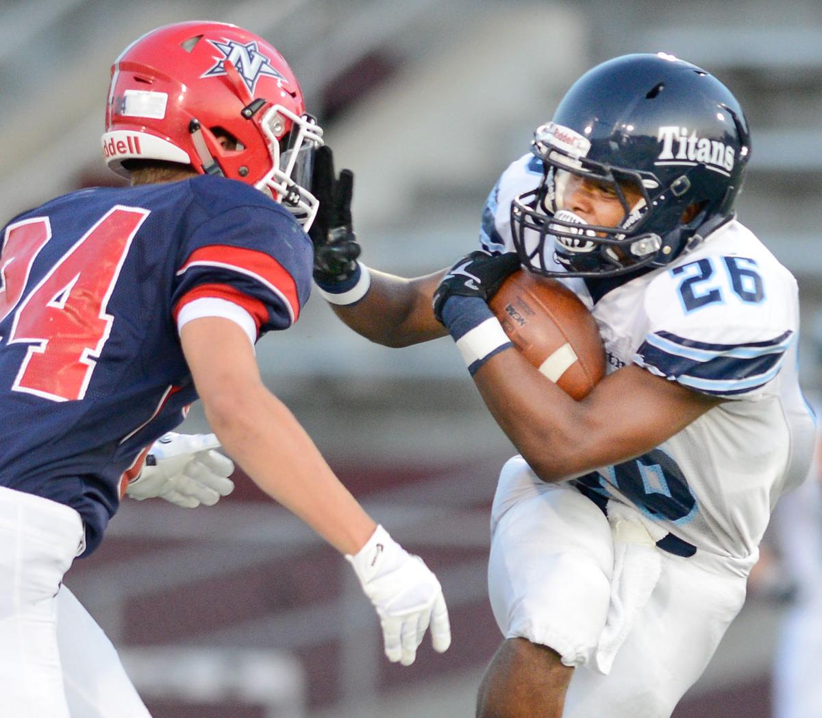 Football Lewis Central at Sioux City North