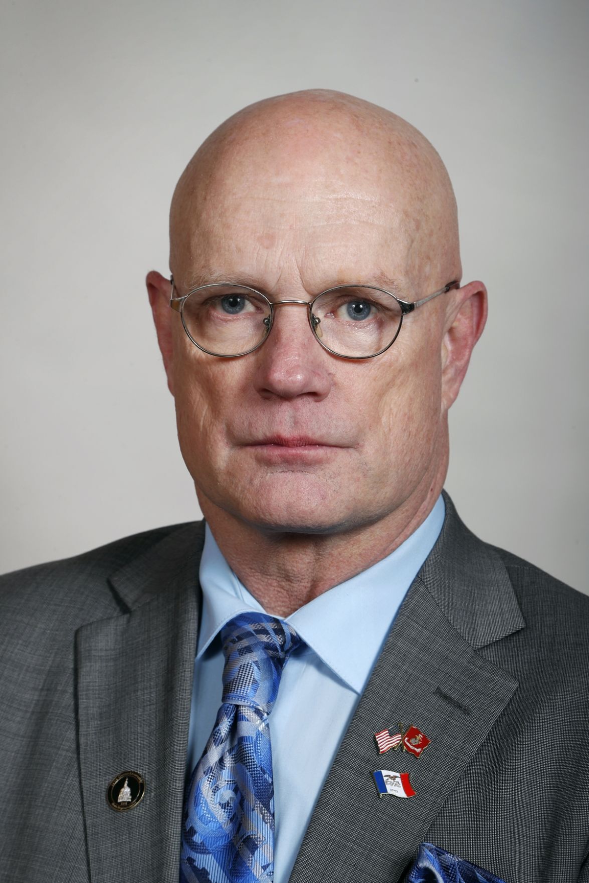 Steven Holt