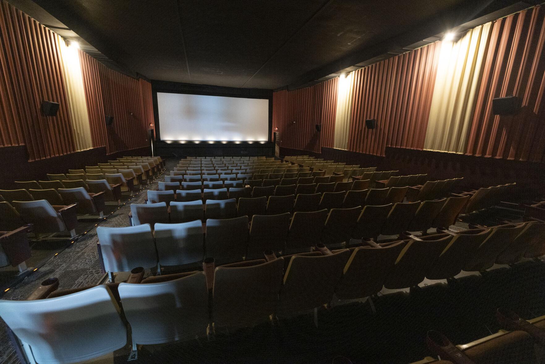 Onawa's Iowa Theater is back after several years away