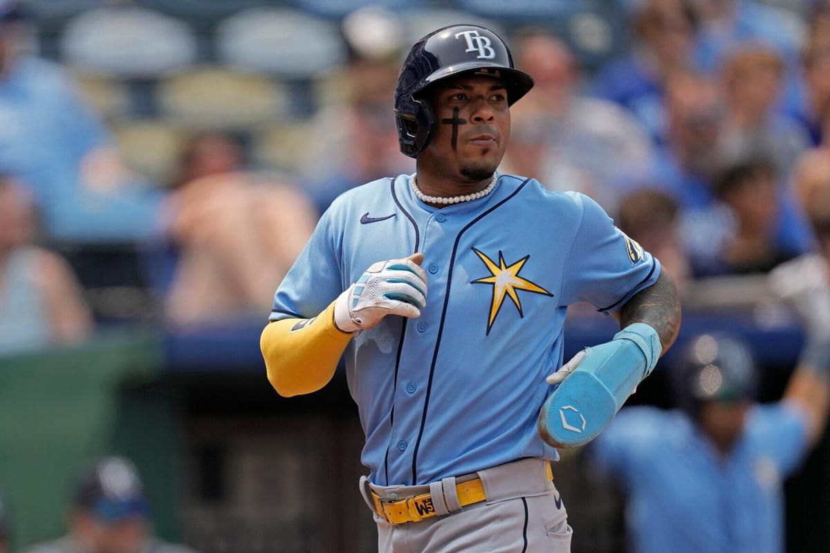 Top prospect Wander Franco homers in MLB debut for Rays