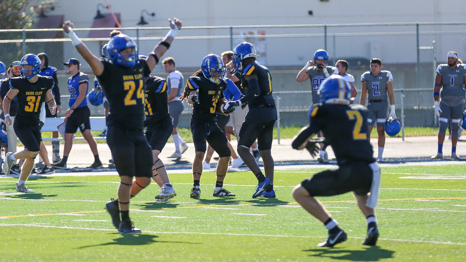 Dakota Wesleyan falls at Briar Cliff