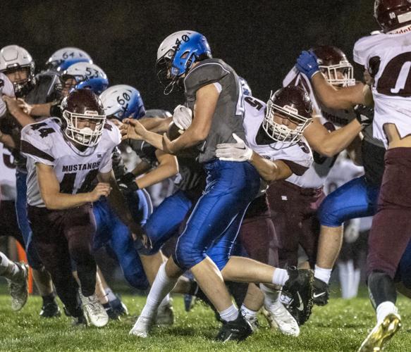 Prep football Fairbanks' pick6 sends EPJ into state semis