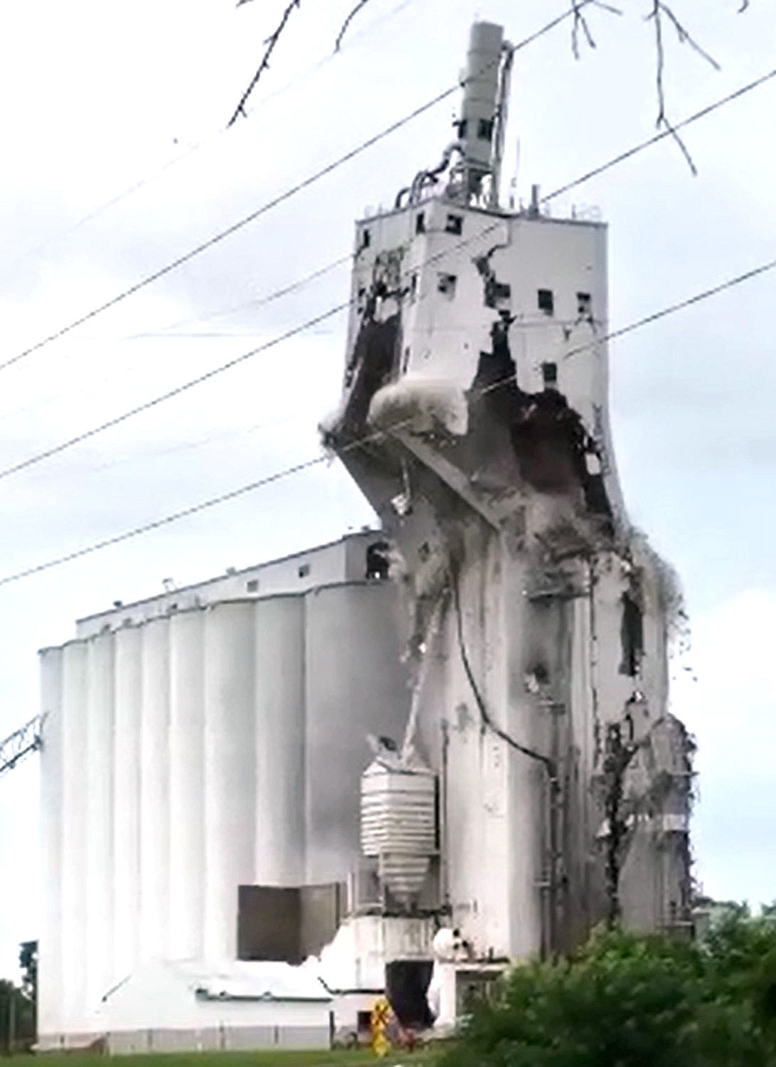 Man injured in grain elevator explosion dies Local news