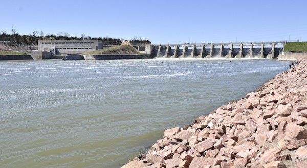 Home Yankton Gavin's Point Dam
