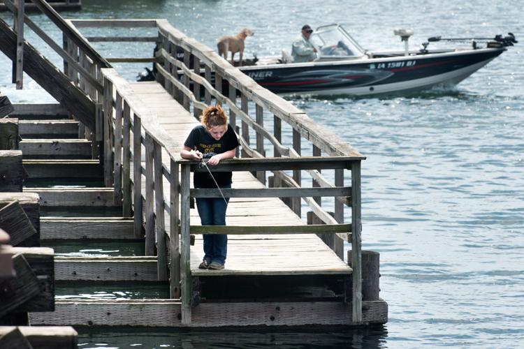 Mag Iowa Lakes Features
