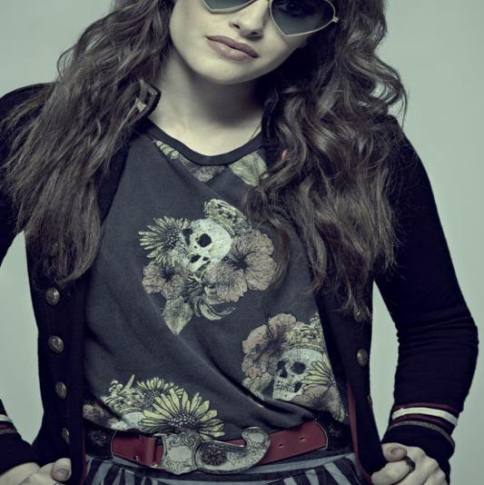 Hack Tivist Carly Chaikin Realizes The Impact Of Mr Robot Television Siouxcityjournal Com