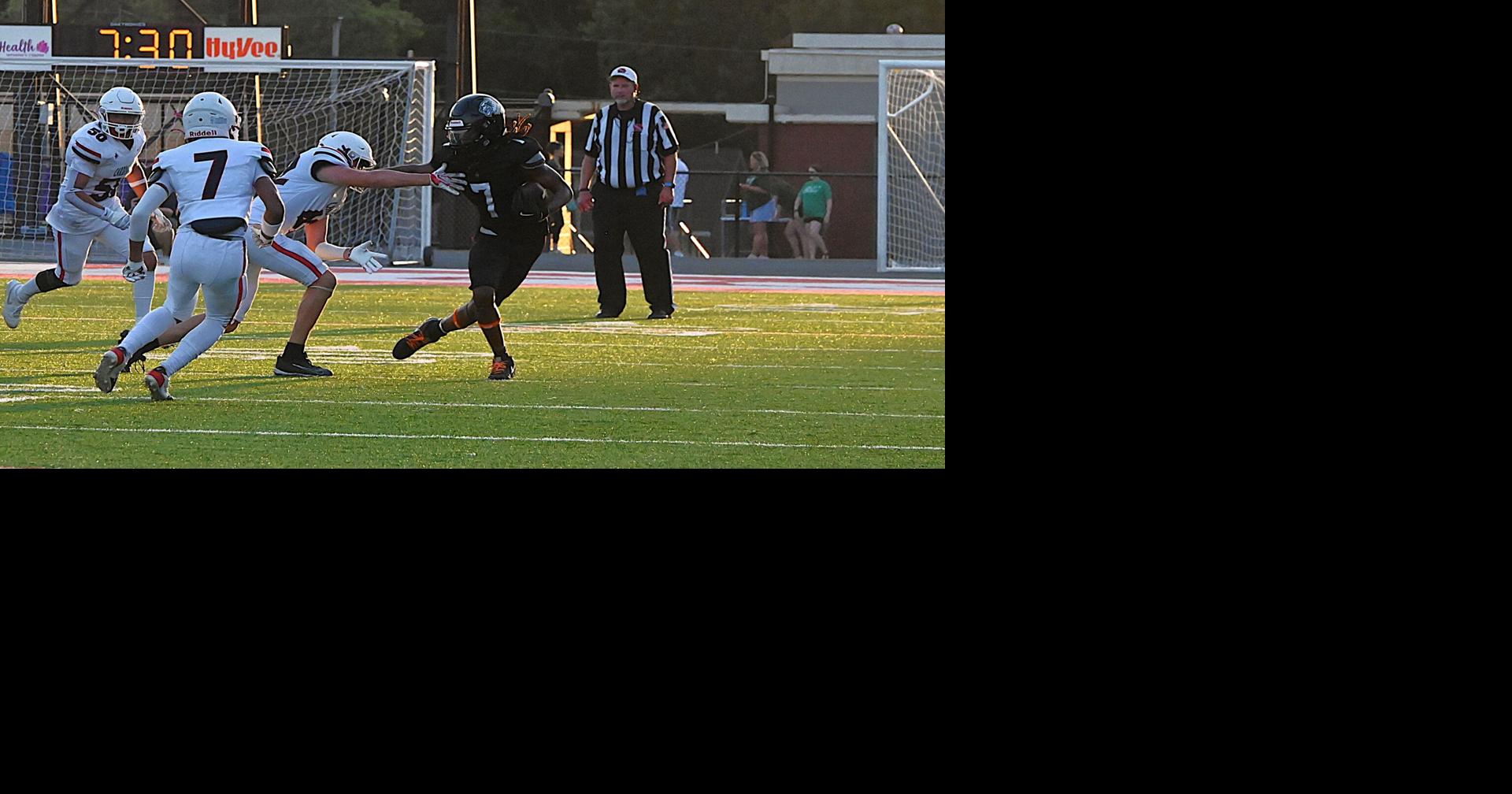 High school football: SSC at West