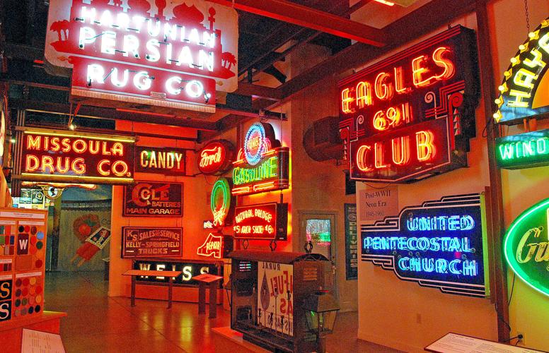 Travel American Sign Museum