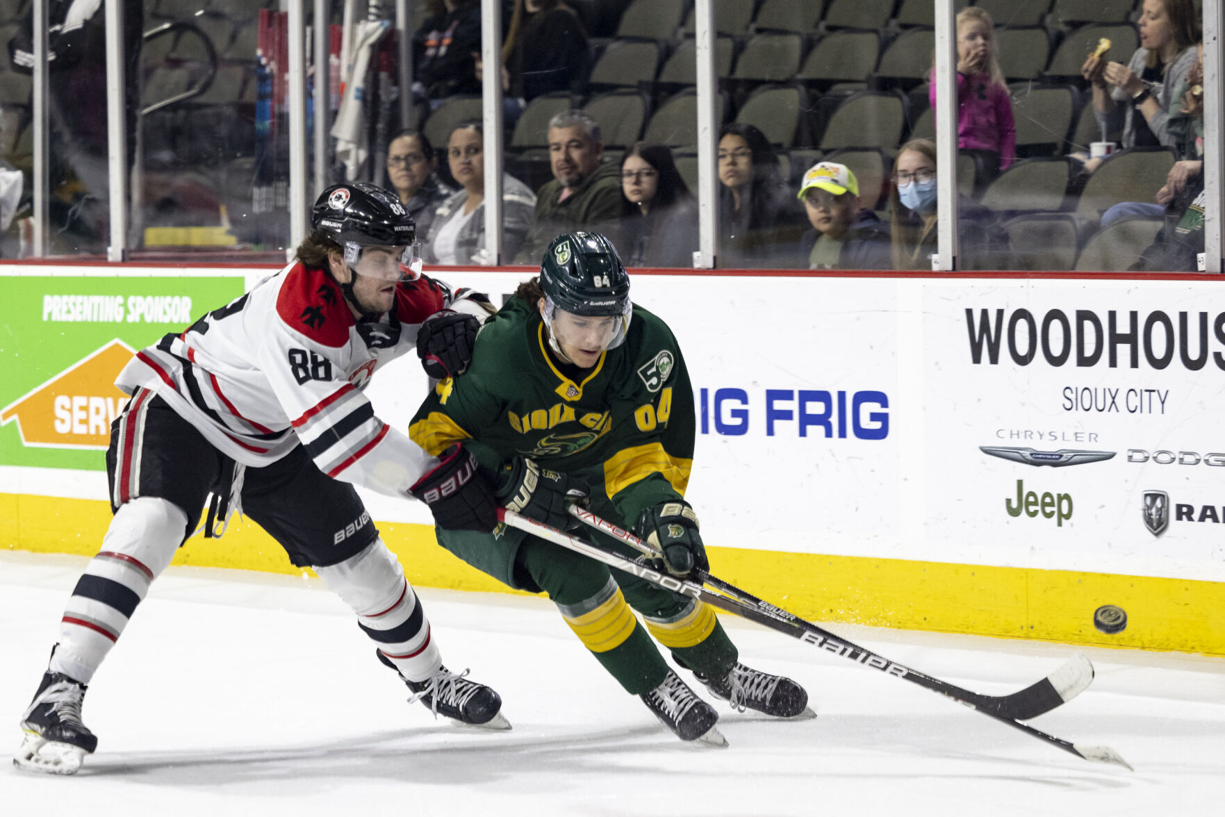 Dylan James scores four goals in career night for Sioux City Musketeers