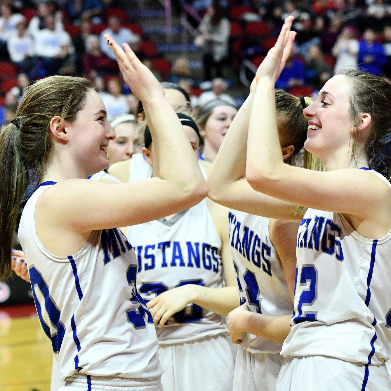 Newell Fonda Girls Returns To Ighsau 1a Title Game High School