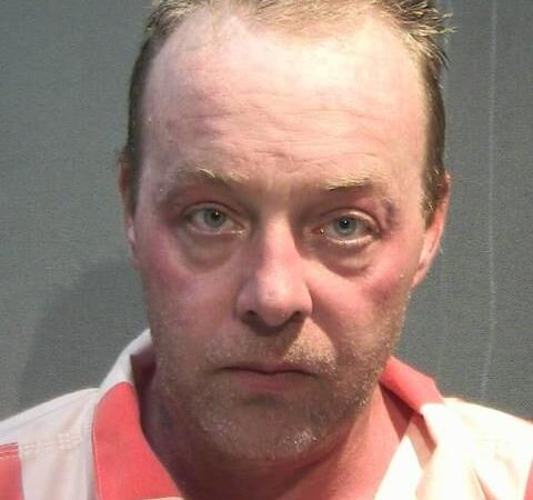 Sioux City man arrested after vehicle theft, police pursuit