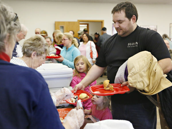 PHOTO: American Red Cross honors Siouxland veterans