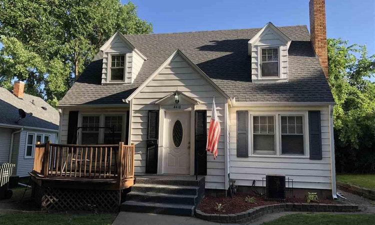 4410 4th Ave, Sioux City - $139,900