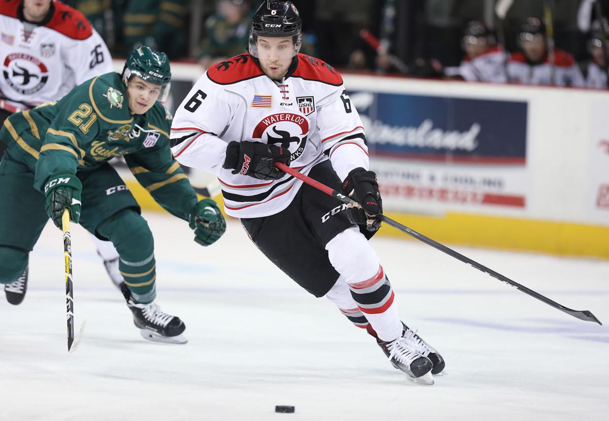 Photos Waterloo Black Hawks at Musketeers hockey Musketeers