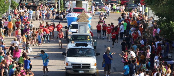 River-Cade parade