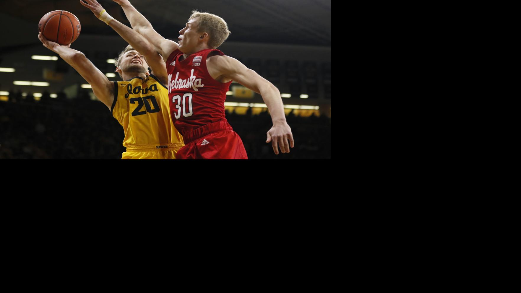 Iowa Men S Basketball Needs To Make Adjustments Following Cordell