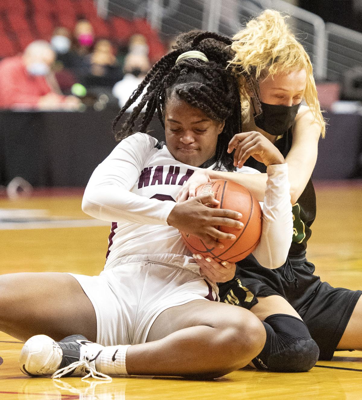 Waterloo West vs Iowa City West girls state basketball