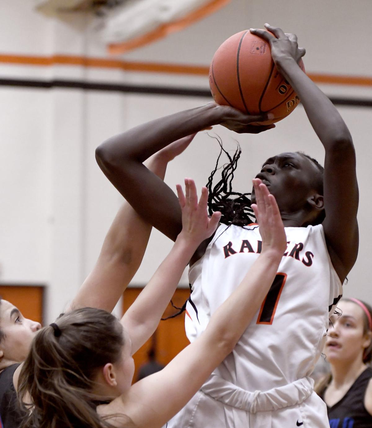 Council Bluffs Lincoln Girls Edge No 15 East To Take Over Mrac