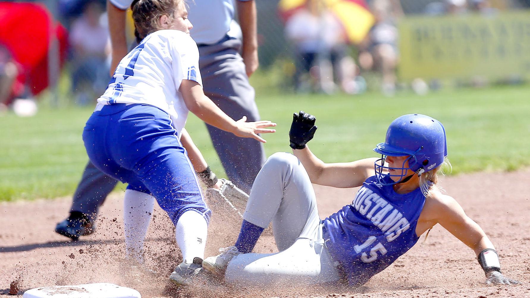 Iowa High School State Softball 2019 Updated Brackets Scores And Schedule The Gazette